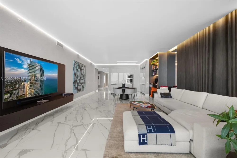 18975 Collins Ave #3303 Sunny Isles Beach, FL 33160