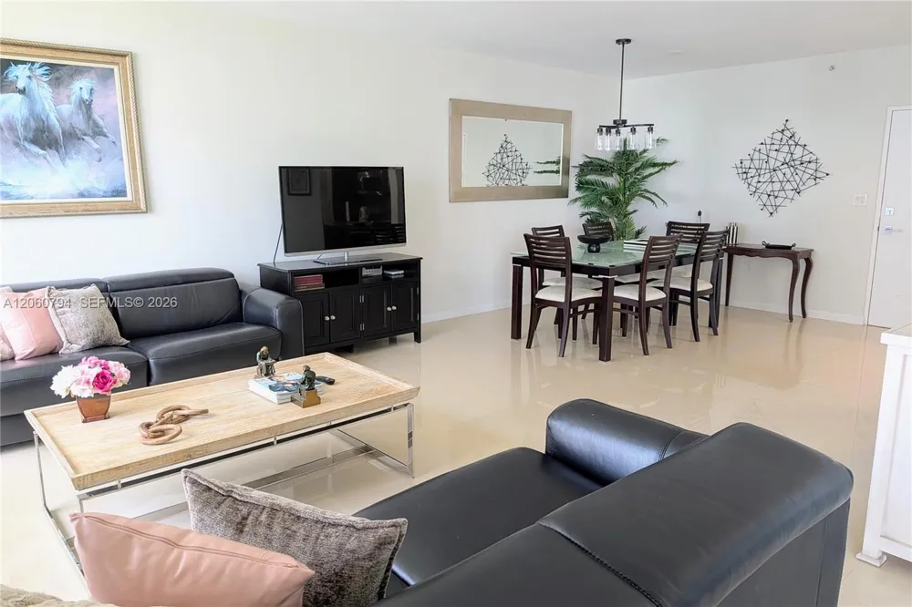 10275 Collins Ave #1106 Bal Harbour, FL 33154