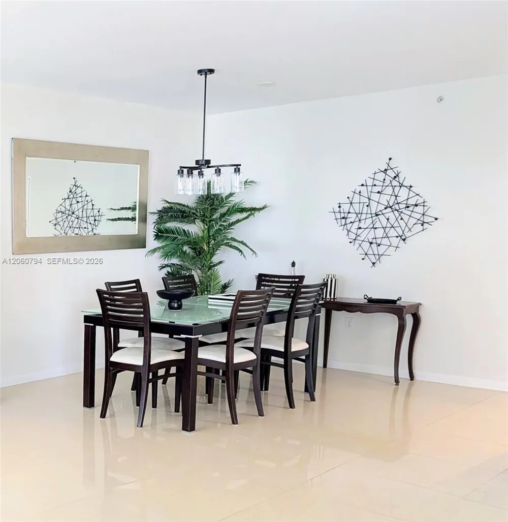 10275 Collins Ave #1106 Bal Harbour, FL 33154