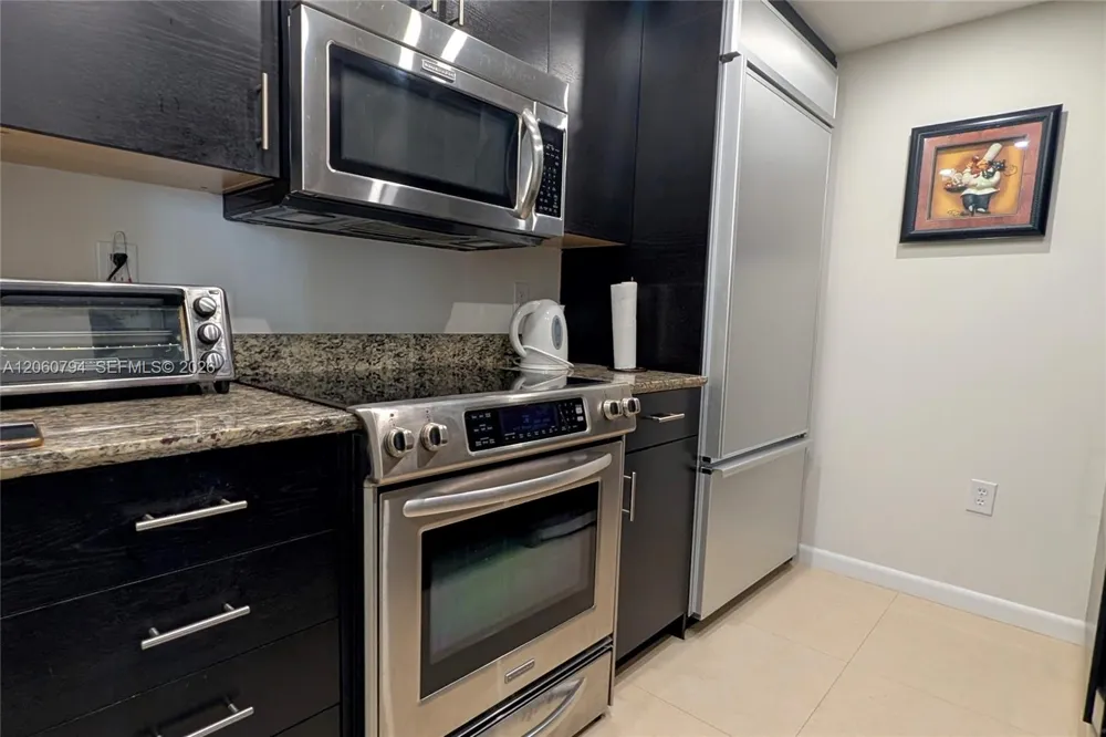 10275 Collins Ave #1106 Bal Harbour, FL 33154
