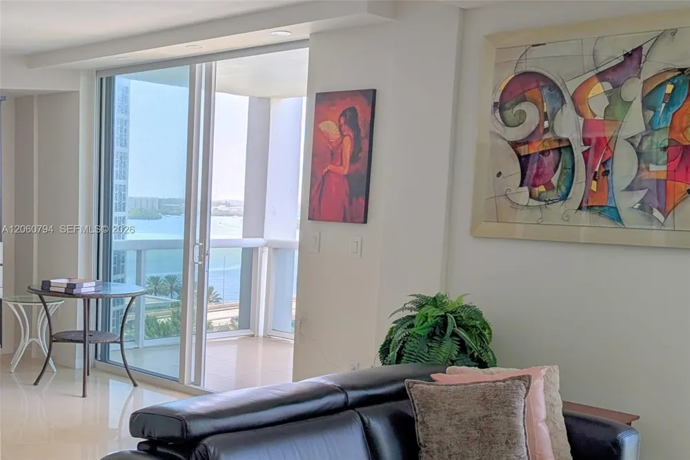 10275 Collins Ave #1106 Bal Harbour, FL 33154