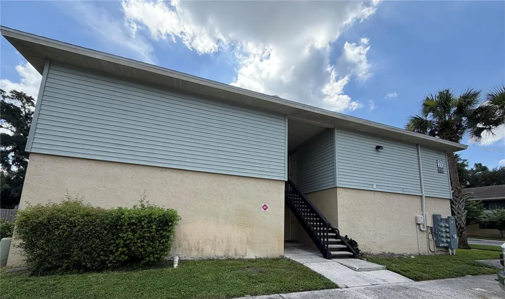 237 RED MAPLE PLACE Brandon, FL 33510