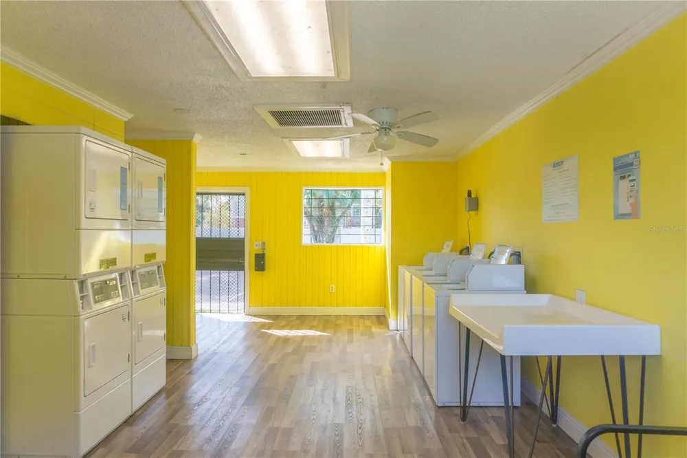 237 RED MAPLE PLACE Brandon, FL 33510