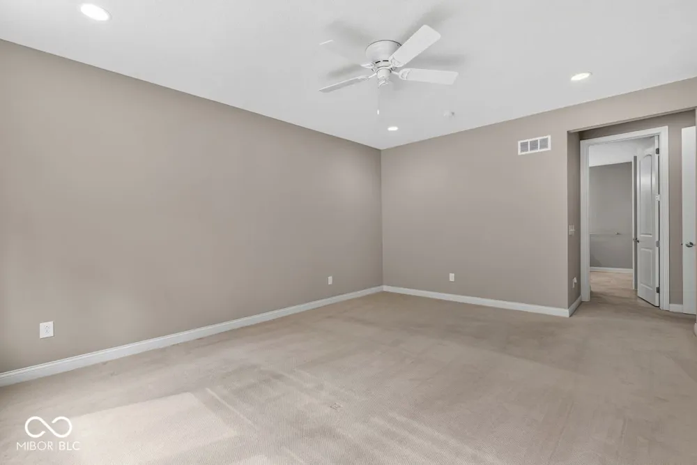 3579 Sugar Pine Lane Zionsville, IN 46077