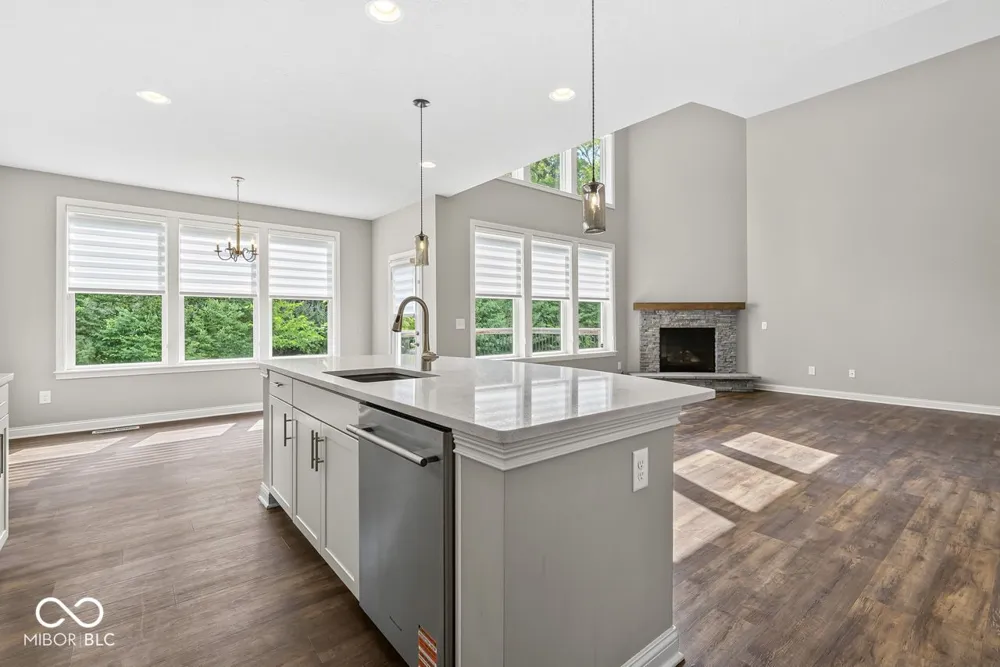 3579 Sugar Pine Lane Zionsville, IN 46077