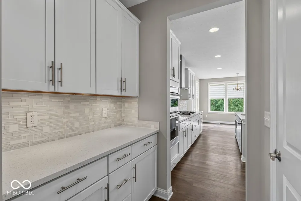 3579 Sugar Pine Lane Zionsville, IN 46077