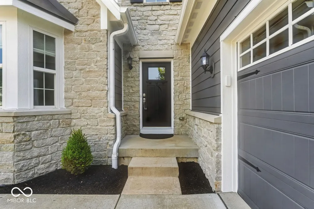 3579 Sugar Pine Lane Zionsville, IN 46077