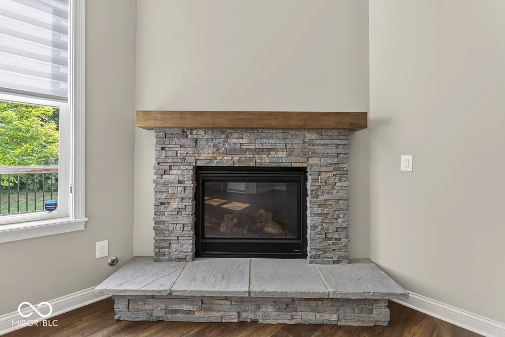 3579 Sugar Pine Lane Zionsville, IN 46077
