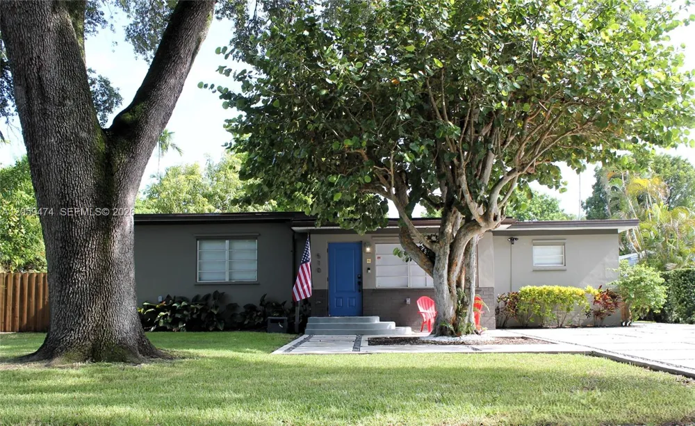 510 Raven Ave Miami Springs, FL 33166