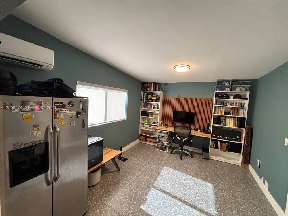 510 Raven Ave Miami Springs, FL 33166
