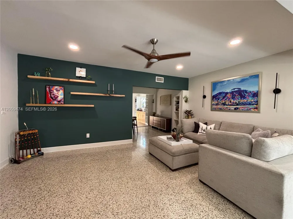 510 Raven Ave Miami Springs, FL 33166