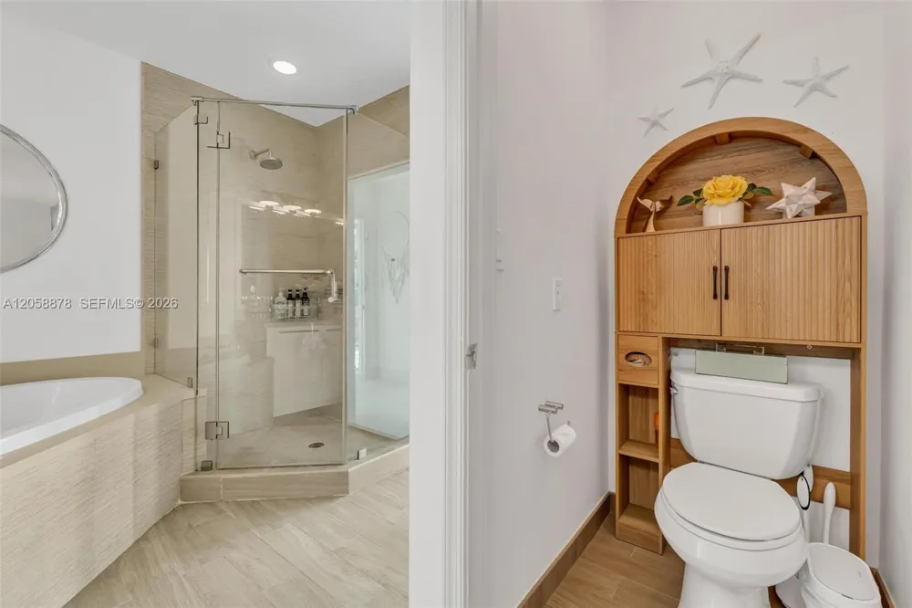 7930 East Dr #1408 North Bay Village, FL 33141