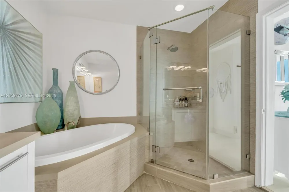 7930 East Dr #1408 North Bay Village, FL 33141