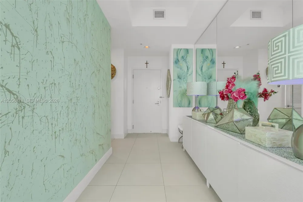 7930 East Dr #1408 North Bay Village, FL 33141