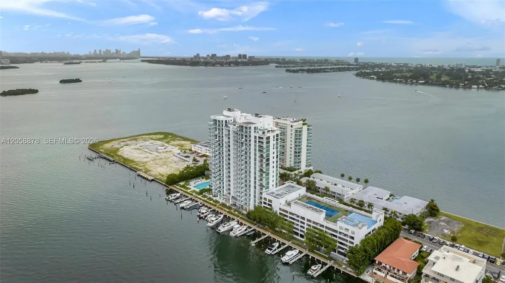 7930 East Dr #1408 North Bay Village, FL 33141
