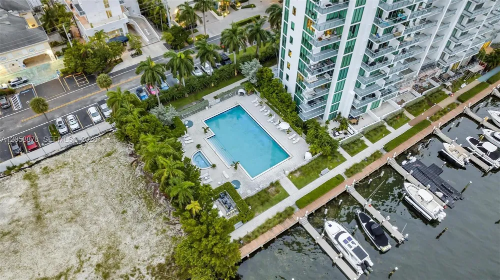 7930 East Dr #1408 North Bay Village, FL 33141