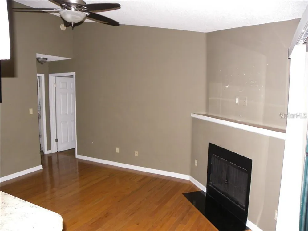 8722 MALLARD RESERVE DRIVE #204 Tampa, FL 33614