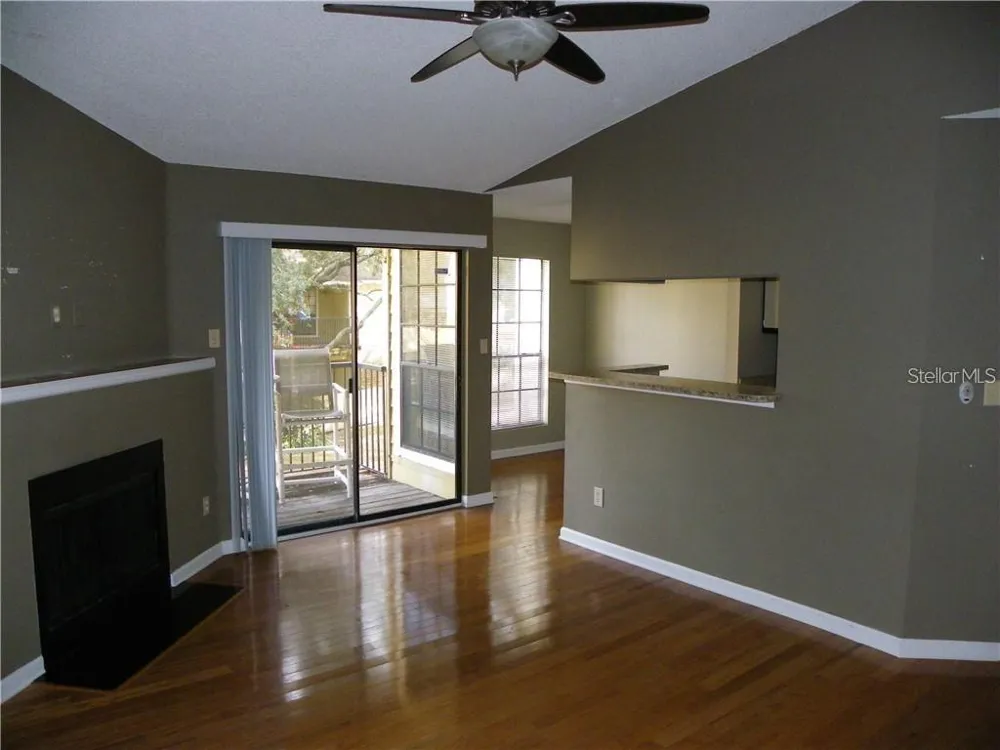 8722 MALLARD RESERVE DRIVE #204 Tampa, FL 33614