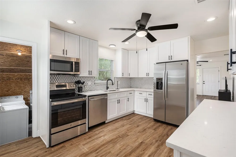 1411 S MADISON AVENUE Clearwater, FL 33756