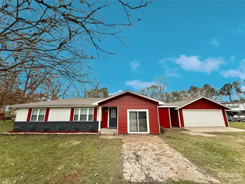 8 Piney Way