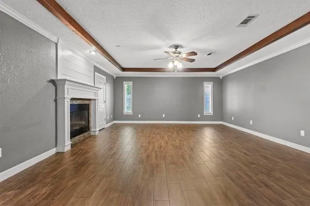 626 Suncrest Orange, TX 77630