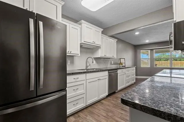 626 Suncrest Orange, TX 77630