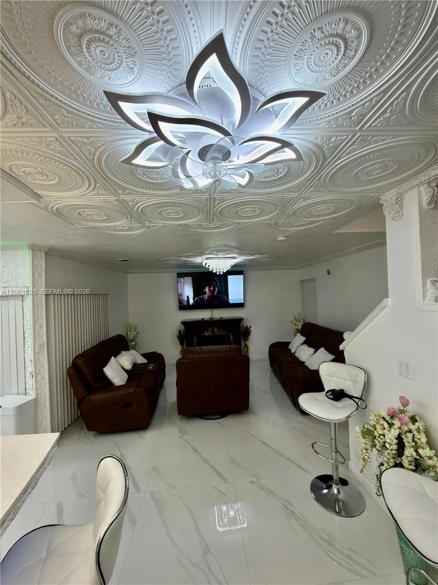 8408 SW 208th Ter Cutler Bay, FL 33189