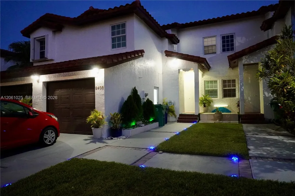 8408 SW 208th Ter Cutler Bay, FL 33189