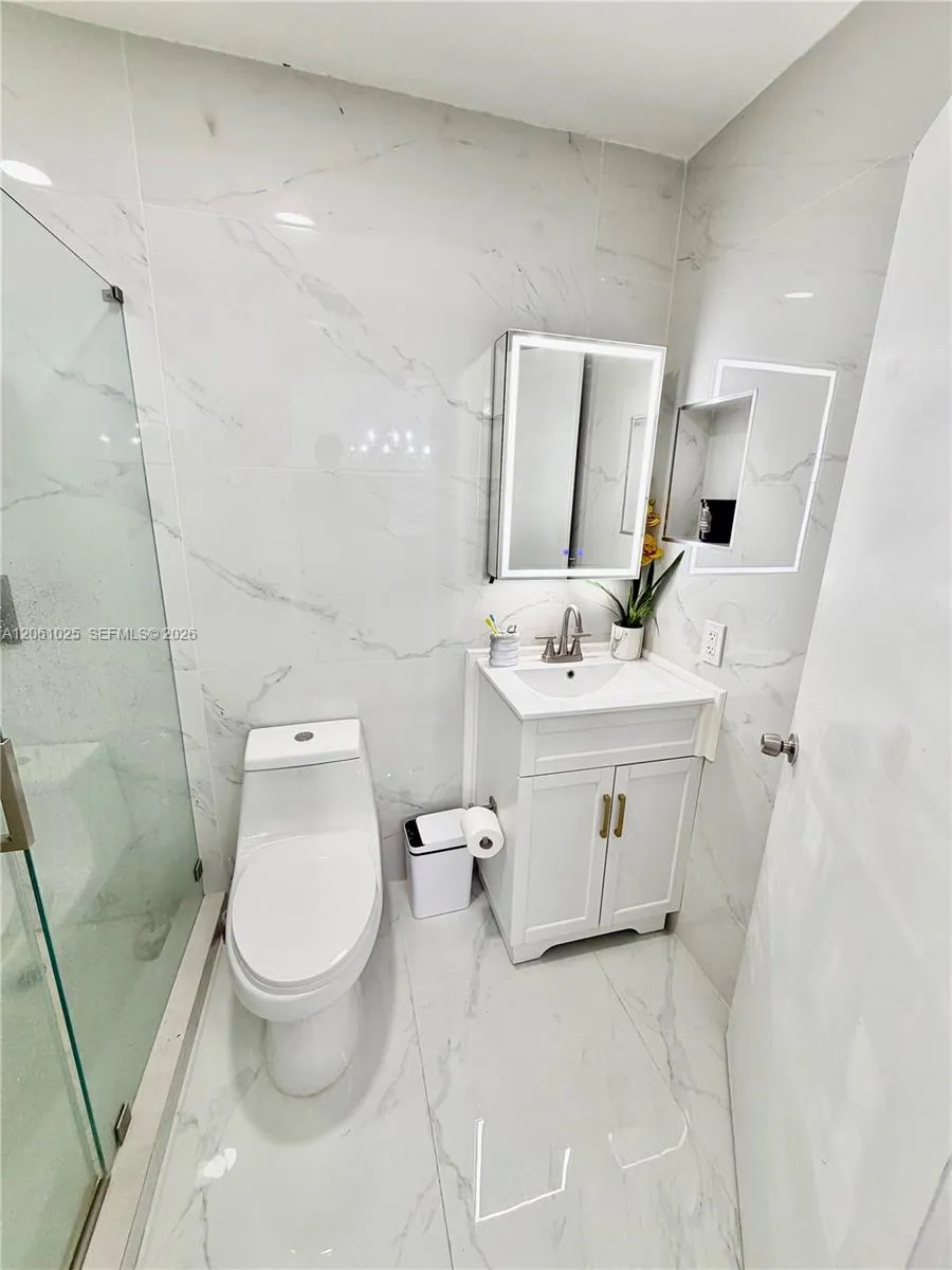 8408 SW 208th Ter Cutler Bay, FL 33189