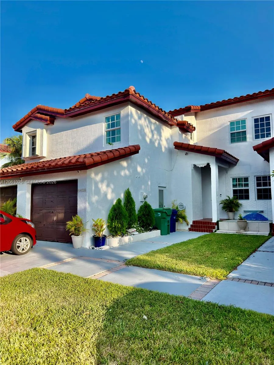 8408 SW 208th Ter Cutler Bay, FL 33189