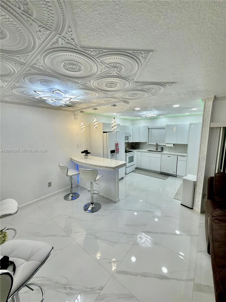 8408 SW 208th Ter Cutler Bay, FL 33189