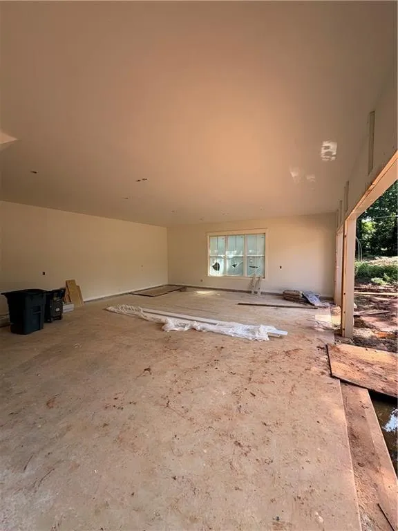 542A Palm Street Holly Springs, GA 30115