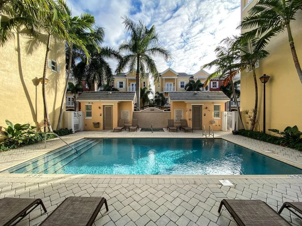 2322 Vintage Drive Lighthouse Point, FL 33064