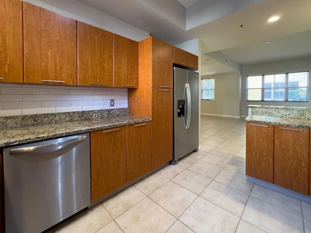 2322 Vintage Drive Lighthouse Point, FL 33064