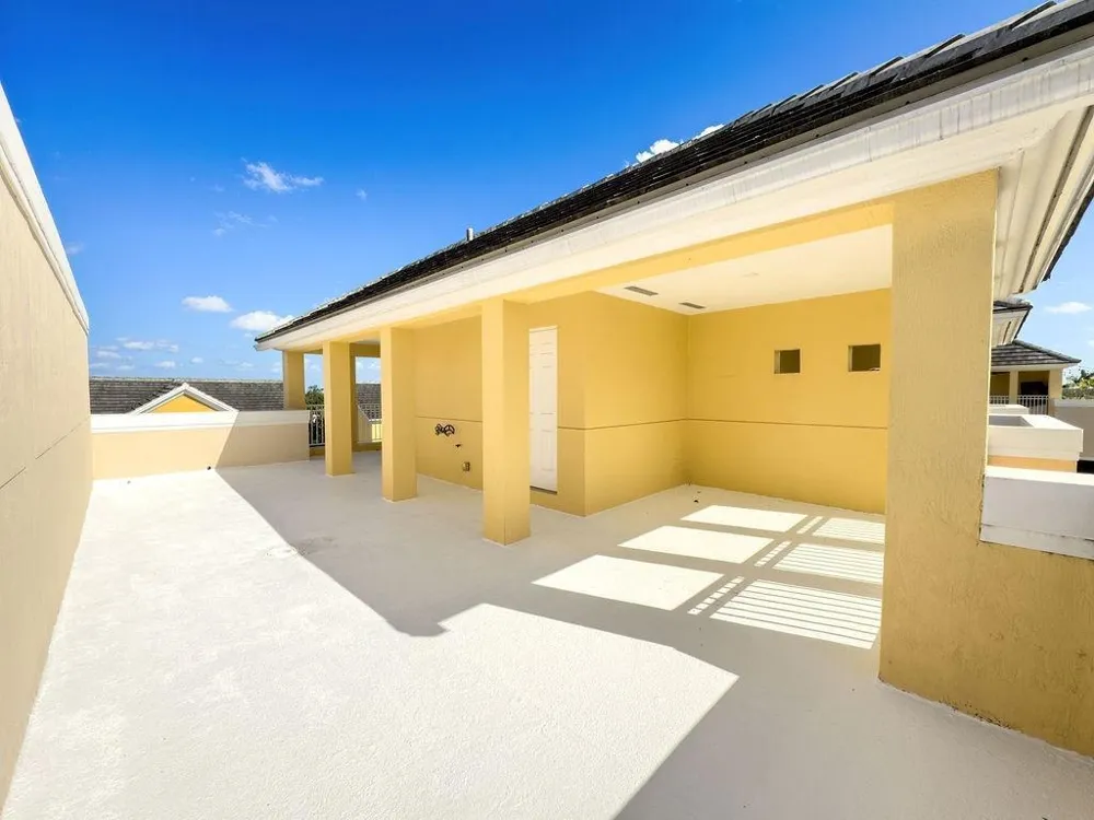 2322 Vintage Drive Lighthouse Point, FL 33064