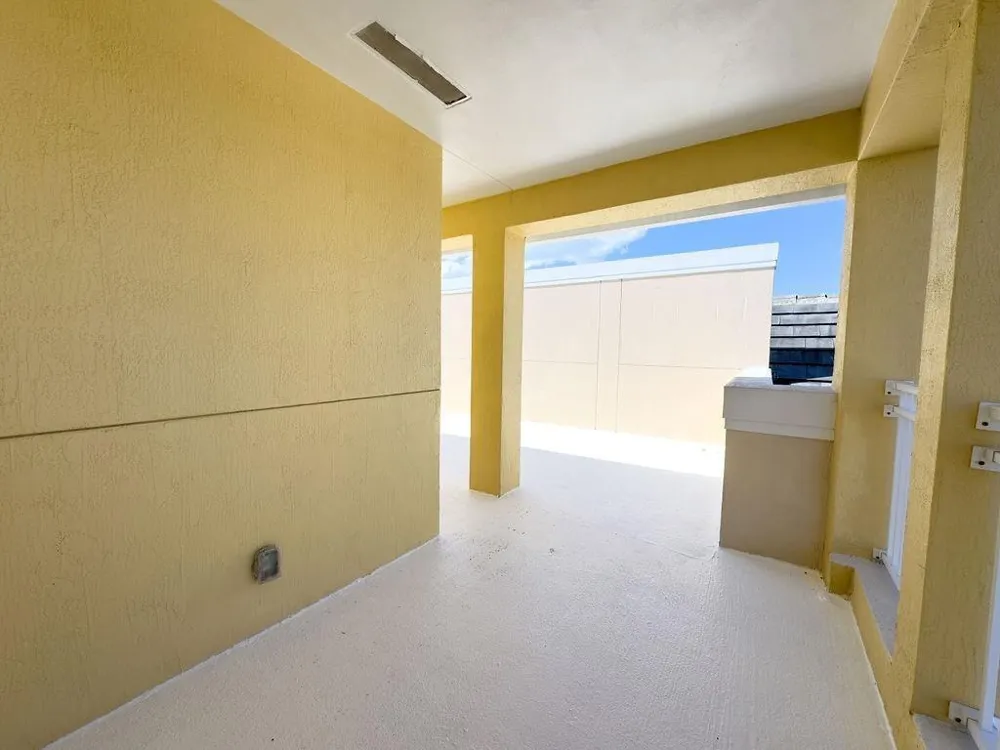 2322 Vintage Drive Lighthouse Point, FL 33064