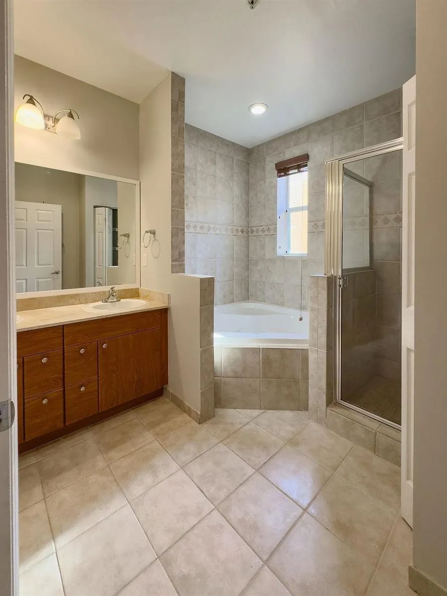 2322 Vintage Drive Lighthouse Point, FL 33064