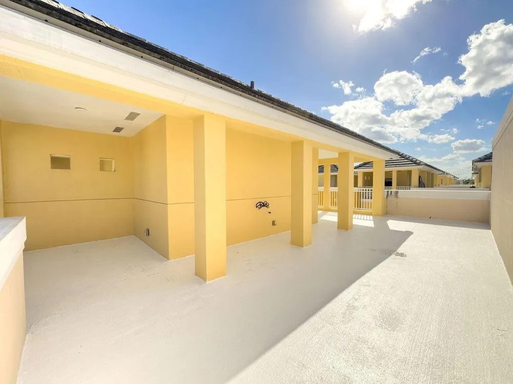 2322 Vintage Drive Lighthouse Point, FL 33064
