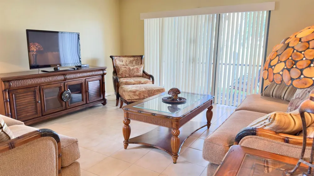 21338 Juego Circle #11g Boca Raton, FL 33433