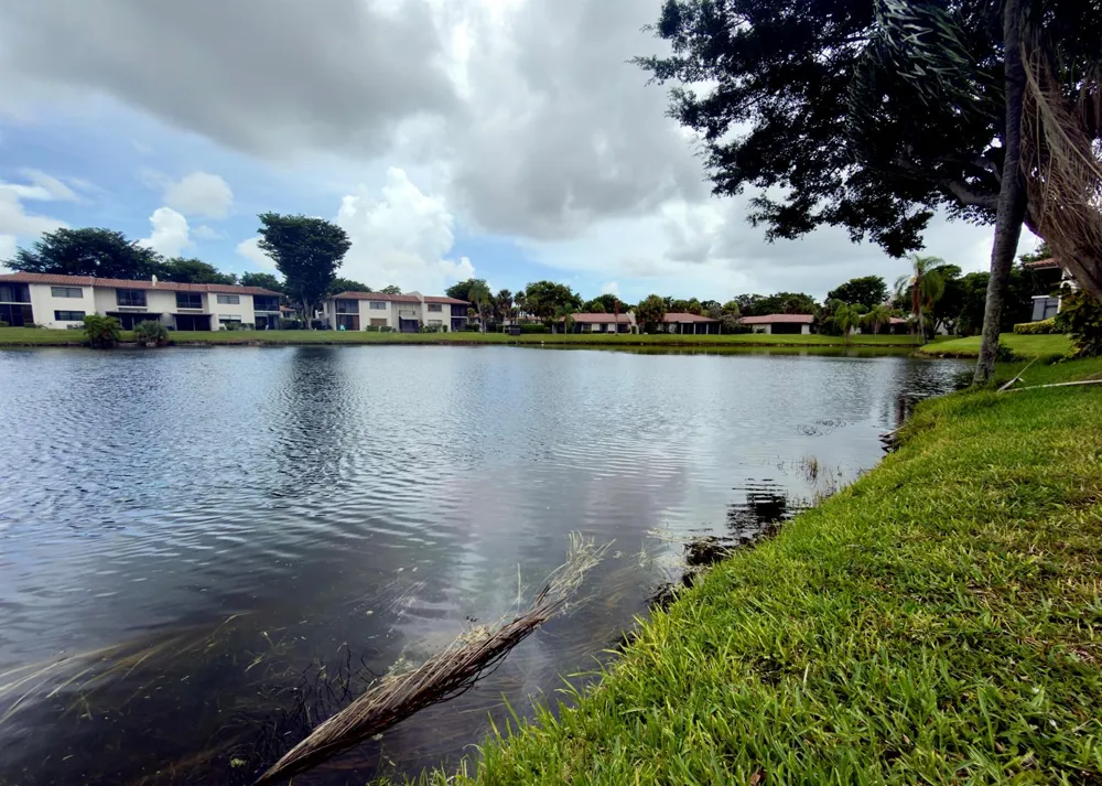 21338 Juego Circle #11g Boca Raton, FL 33433