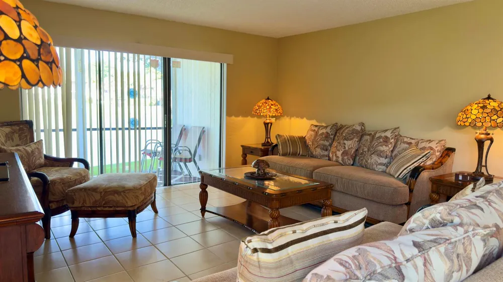 21338 Juego Circle #11g Boca Raton, FL 33433