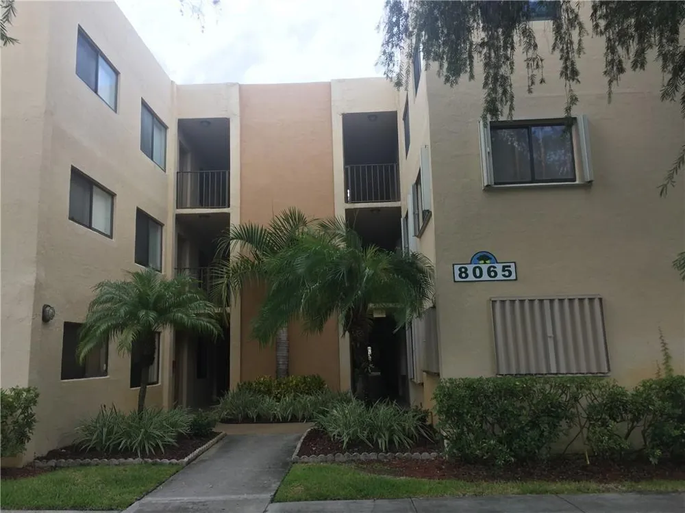 8065 SW 107TH AVENUE #108 Miami, FL 33173
