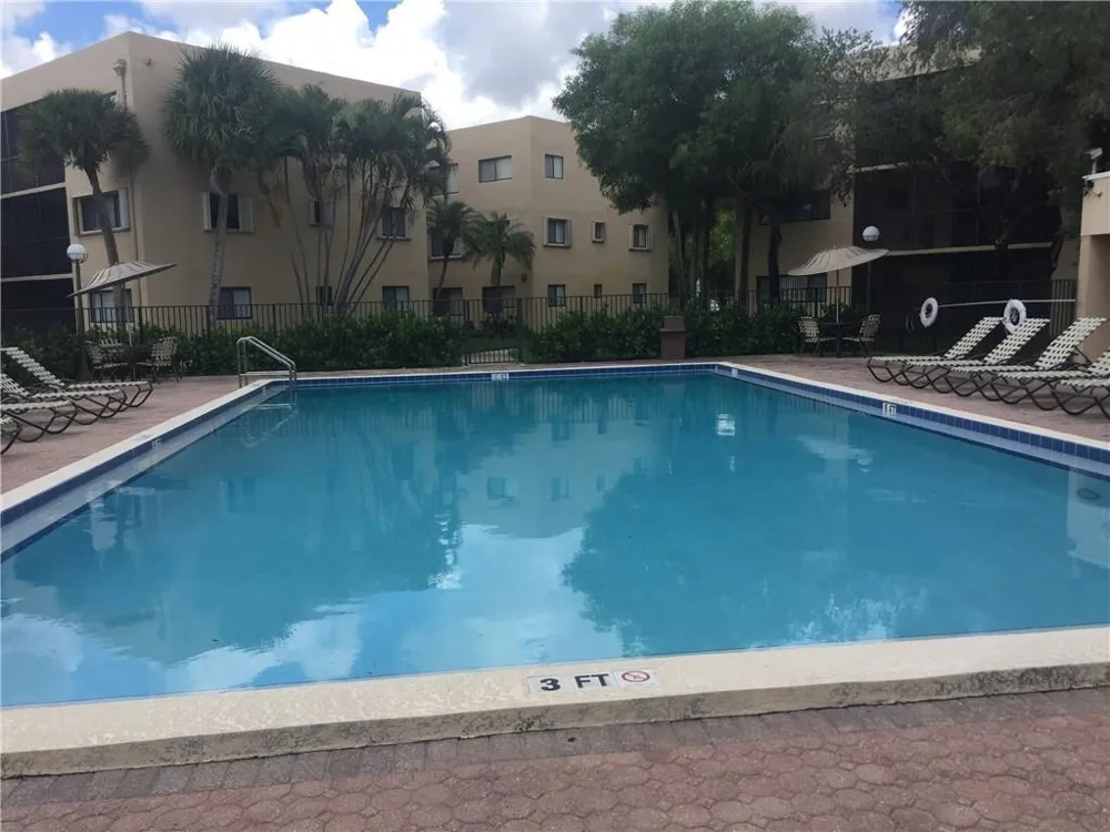8065 SW 107TH AVENUE #108 Miami, FL 33173