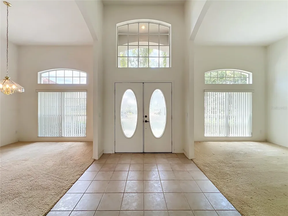 635 LONG LAKE DRIVE Oviedo, FL 32765