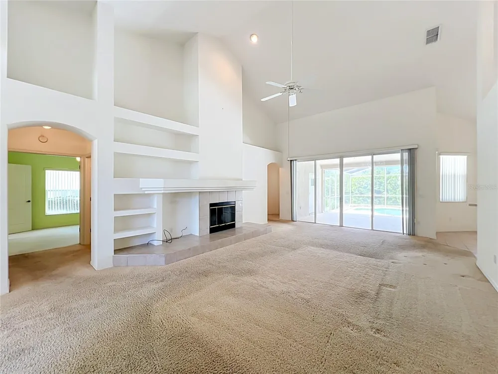 635 LONG LAKE DRIVE Oviedo, FL 32765