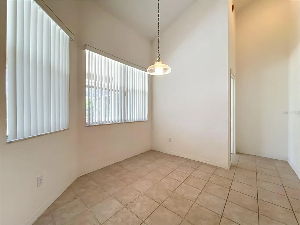 635 LONG LAKE DRIVE Oviedo, FL 32765