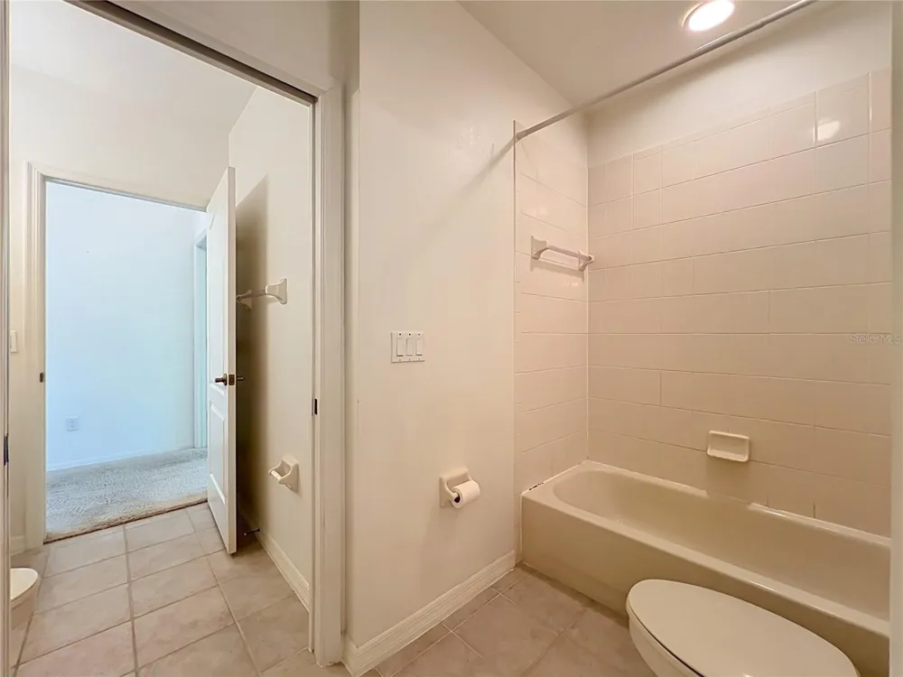 635 LONG LAKE DRIVE Oviedo, FL 32765