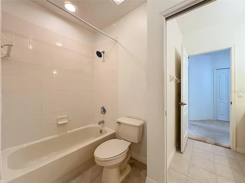 635 LONG LAKE DRIVE Oviedo, FL 32765