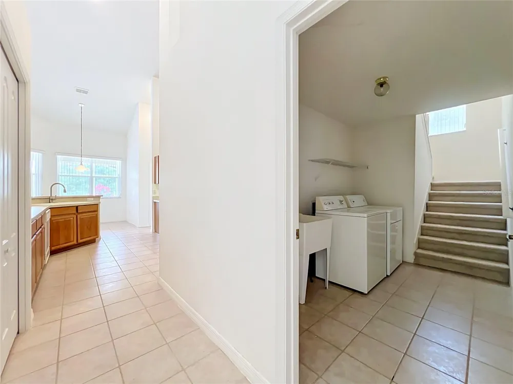 635 LONG LAKE DRIVE Oviedo, FL 32765