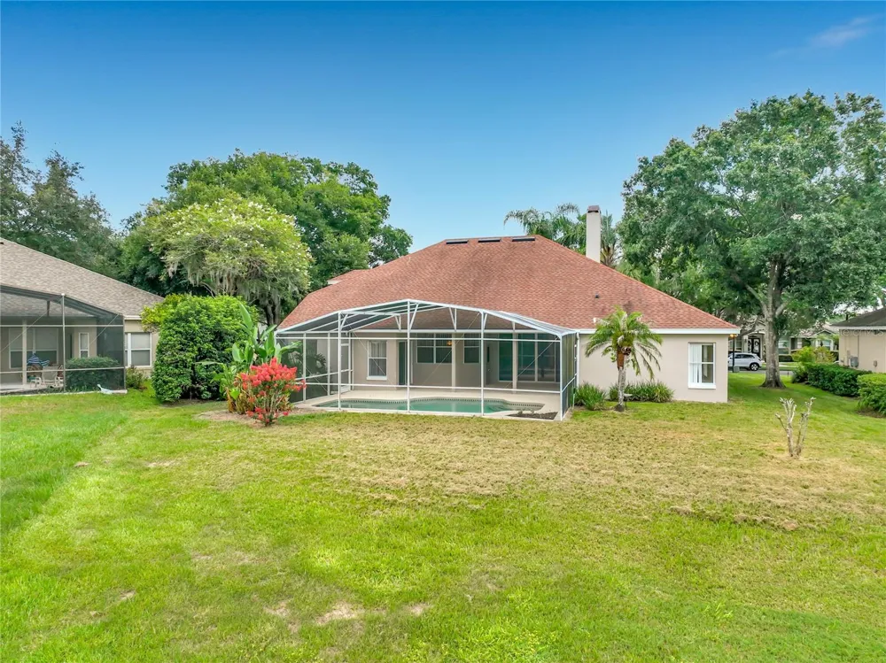 635 LONG LAKE DRIVE Oviedo, FL 32765